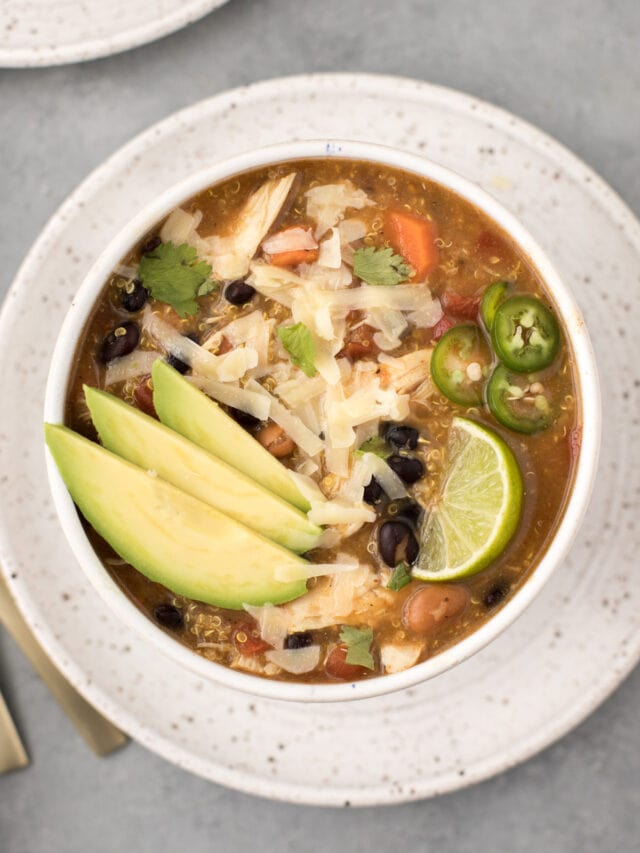 Crockpot Chicken Quinoa Taco Soup The Clean Eating Couple