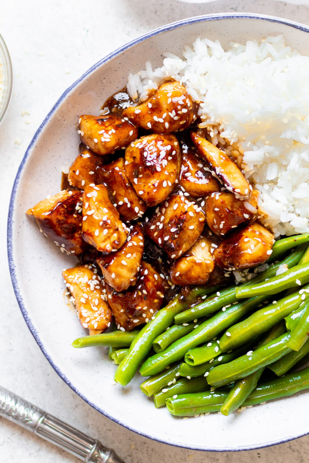 Healthy Sesame Chicken Recipe - The Clean Eating Couple