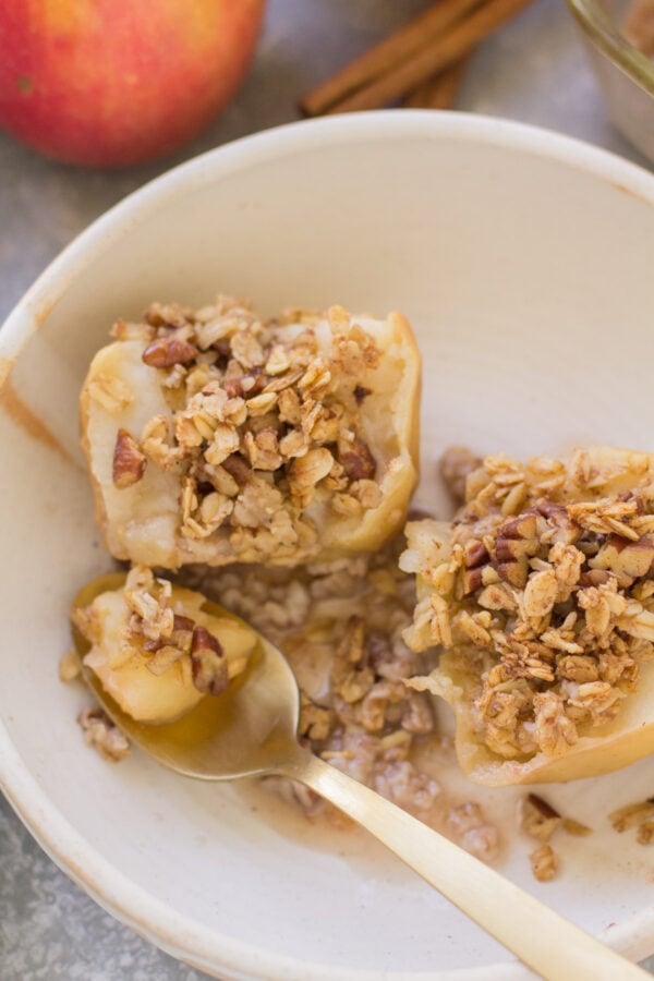 Best Baked Cinnamon Apples Dessert The Clean Eating Couple