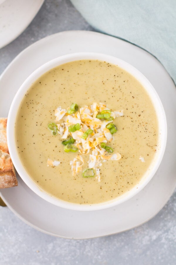 Healthy Broccoli Soup - The Clean Eating Couple