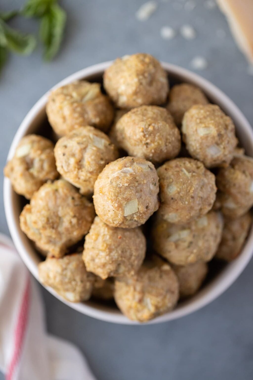 Healthy Ground Turkey Meatballs The Clean Eating Couple