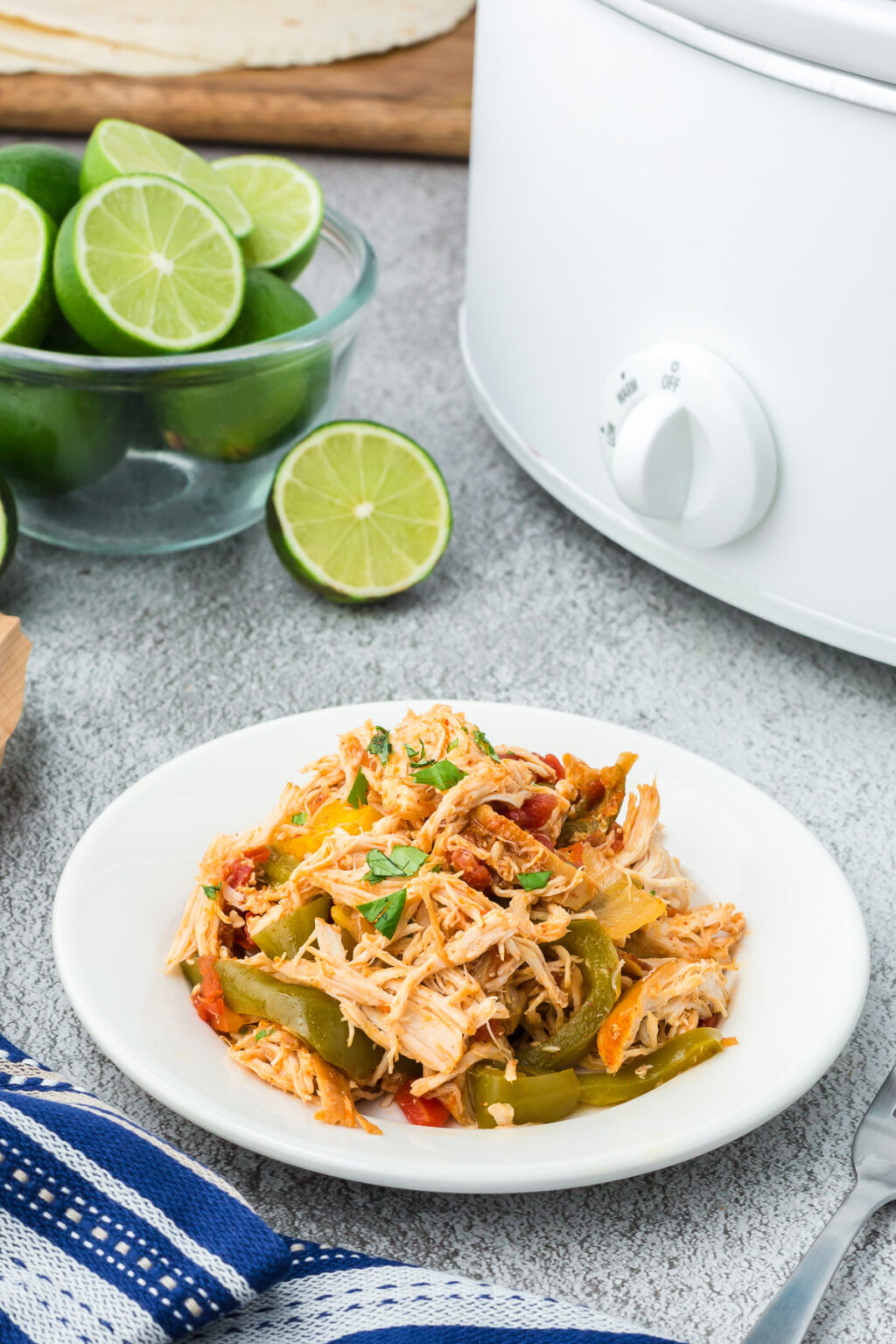 Chicken Fajitas (Crockpot) The Clean Eating Couple