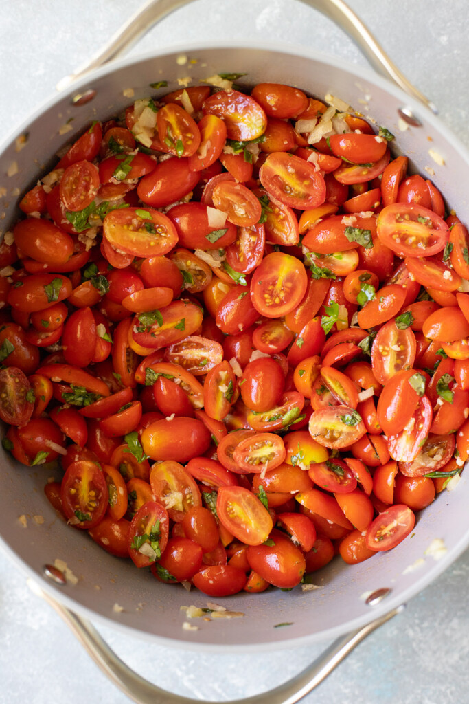 Spaghetti Sauce with Fresh Tomatoes The Clean Eating Couple