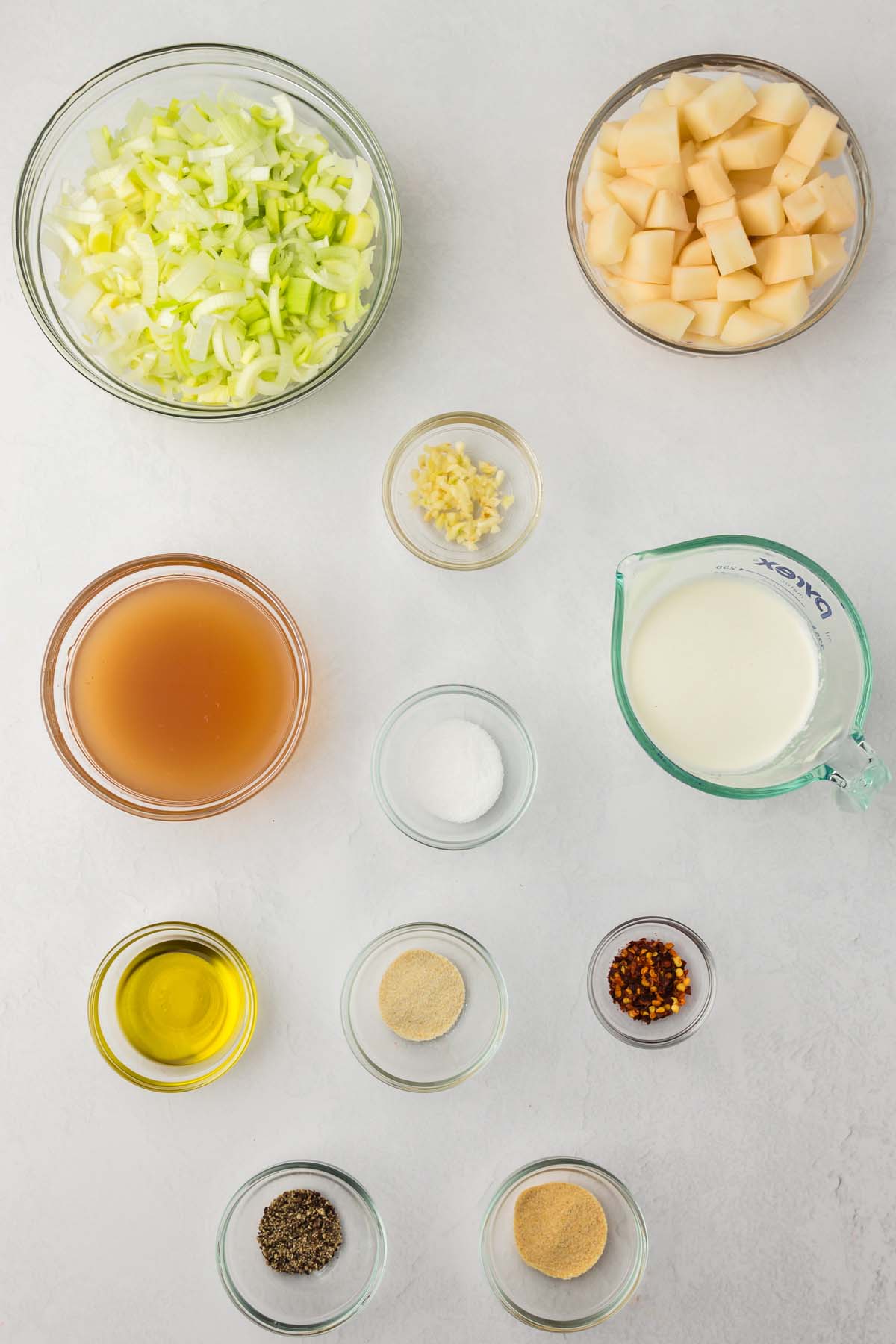 Leek and Potato Soup | The Clean Eating Couple