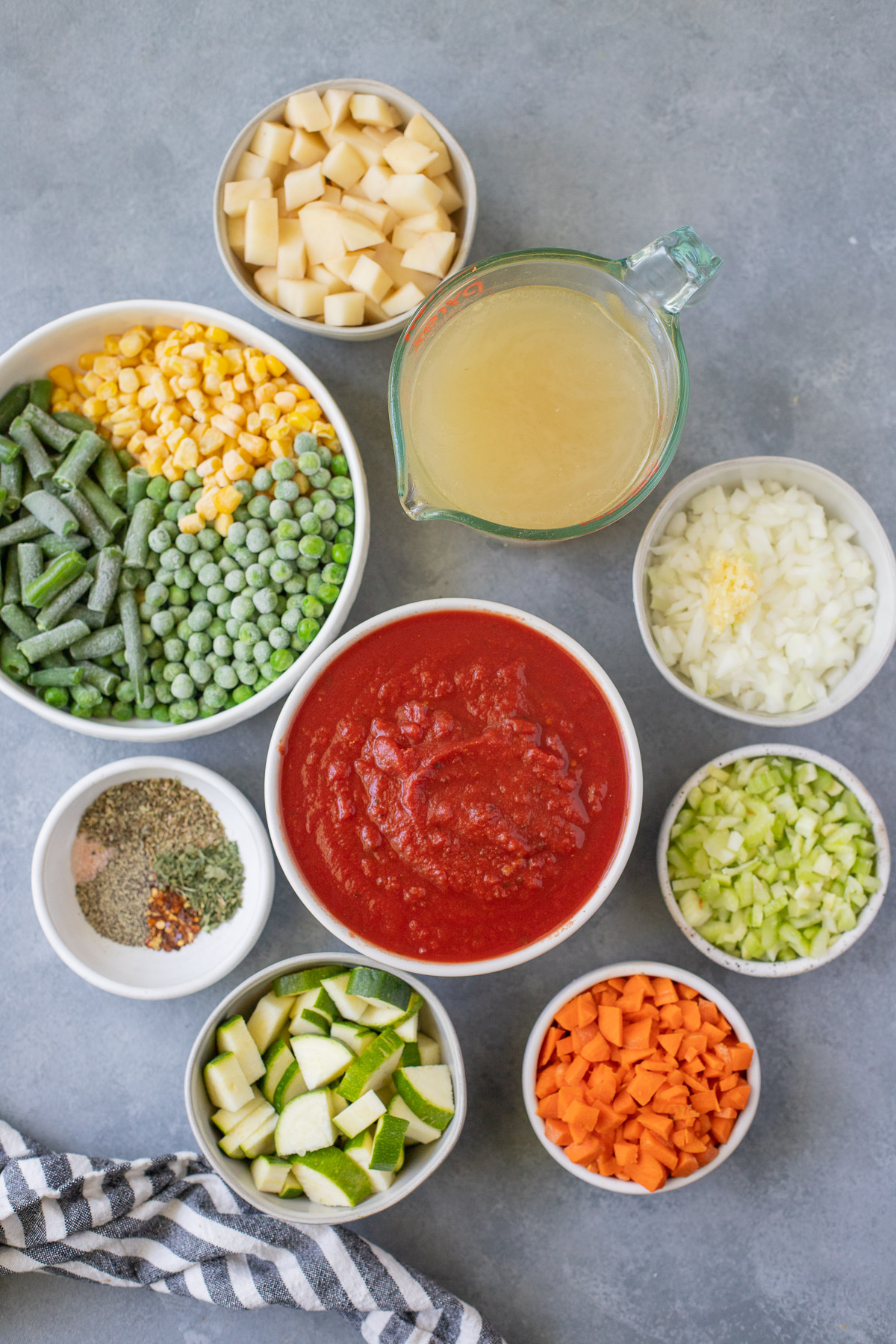 Homemade Vegetable Soup Recipe | The Clean Eating Couple