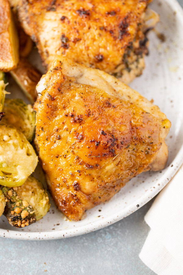 Crispy Baked Chicken Thighs The Clean Eating Couple