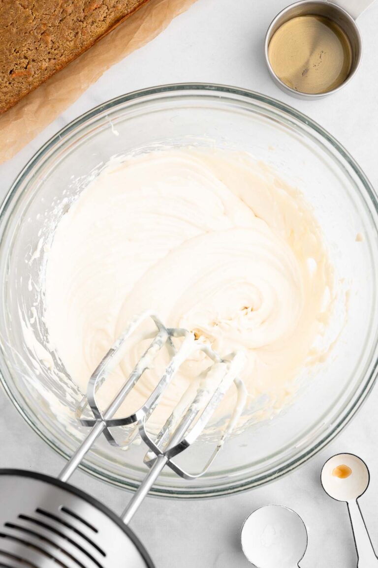Healthy Light Cream Cheese Frosting The Clean Eating Couple