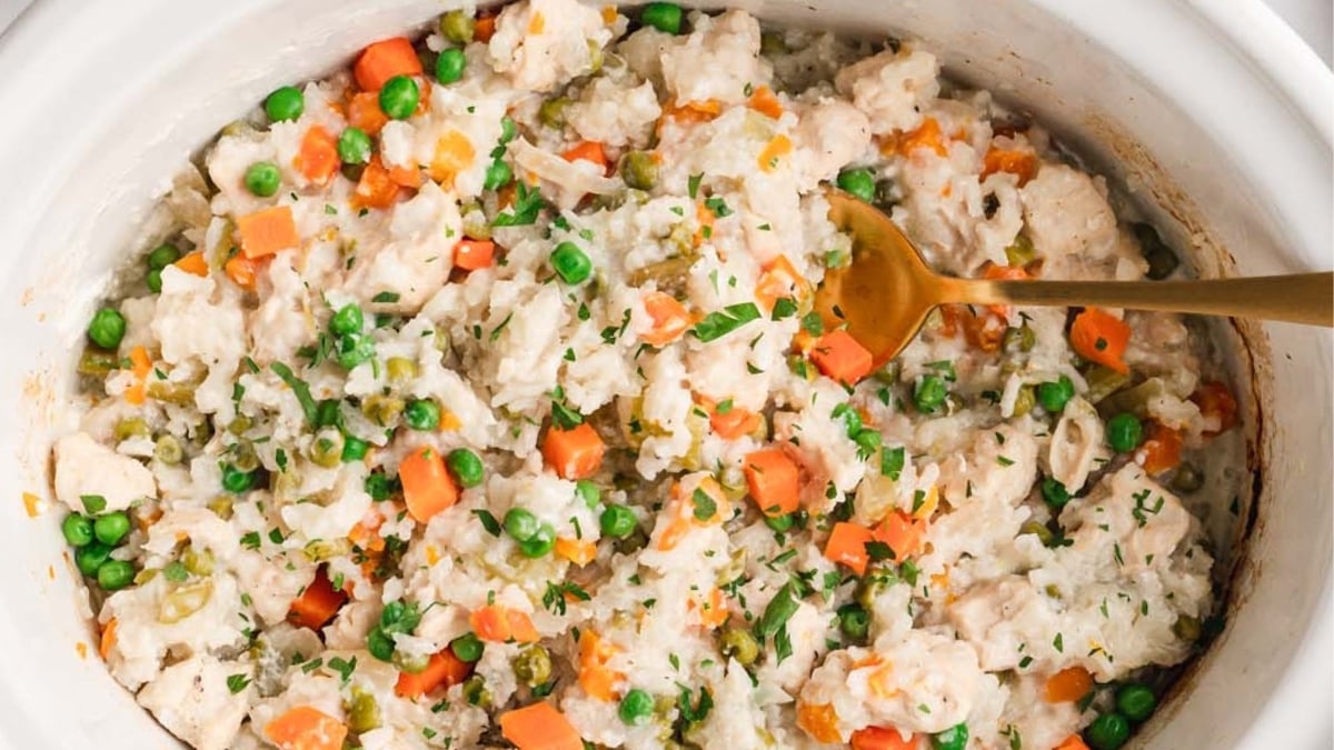 Crockpot Chicken and Rice | Healthy Chicken Casserole Recipe