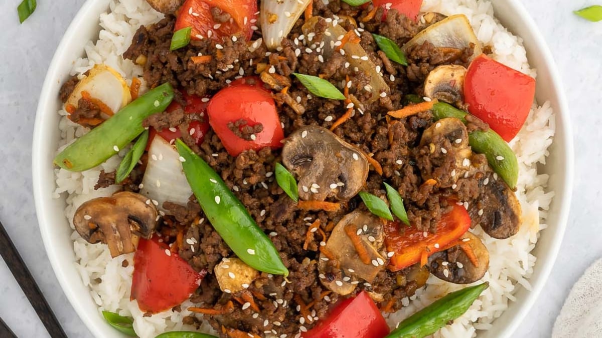 Healthy Ground Beef Stir Fry - The Clean Eating Couple